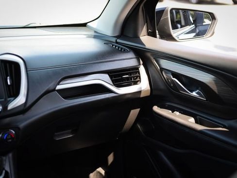 Used 2021 GMC Terrain SLT w/ Infotainment Package II AWD/4WD image 32
