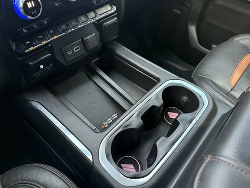 Used 2019 GMC Sierra 1500 AT4 w/ AT4 Premium Package image 32