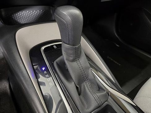 Used 2021 Toyota Corolla L image 15