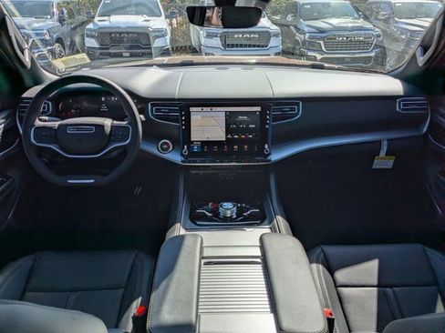 New 2026 Jeep Grand Wagoneer Limited image 17