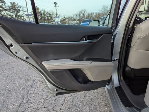 Used 2023 Toyota Camry XLE image 35