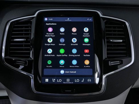 Certified 2025 Volvo XC90 T8 Plus w/ Protection Package Premier AWD/4WD image 15