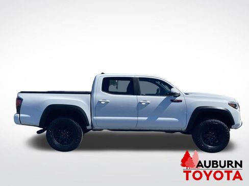 Used 2019 Toyota Tacoma TRD Pro AWD/4WD image 9