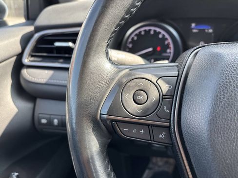 Used 2024 Toyota Camry SE image 19