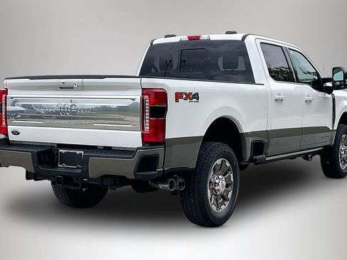 Used 2026 Ford F250 King Ranch w/ FX4 Off-Road Package AWD/4WD image 21