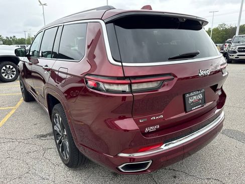 Used 2021 Jeep Grand Cherokee L Overland w/ Luxury Tech Group IV AWD/4WD image 7