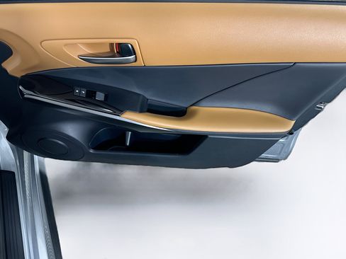 Used 2024 Lexus IS 300 w/ Comfort Package image 30