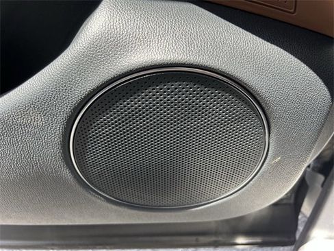 New 2026 Genesis GV70 2.5T Advanced image 22