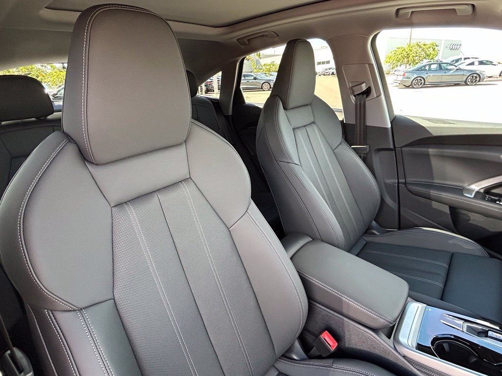 New 2026 Audi Q5 Premium Plus AWD/4WD image 40
