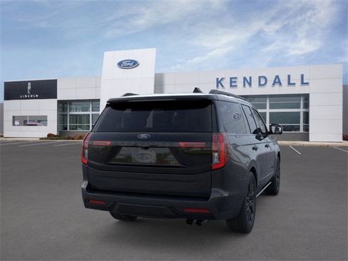 New 2025 Ford Expedition Platinum w/ Stealth Performance Package image 8