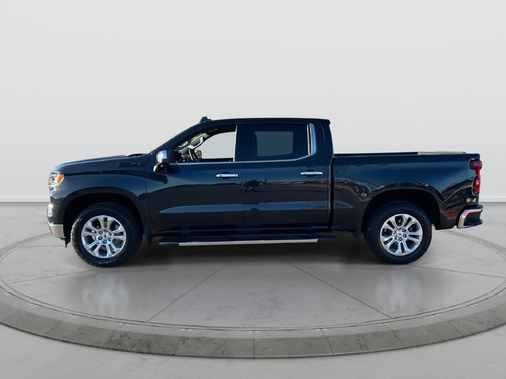 Used 2023 Chevrolet Silverado 1500 LTZ w/ Technology Package AWD/4WD image 5