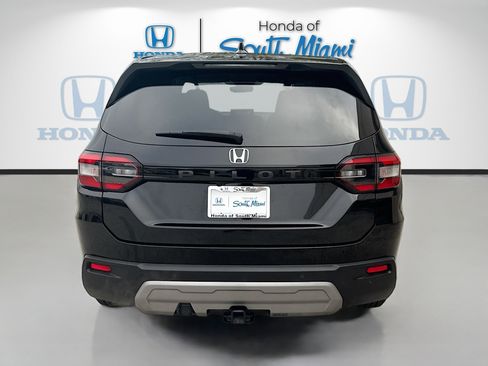 Certified 2023 Honda Pilot EX-L image 6