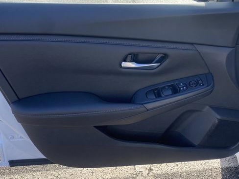 New 2025 Nissan Sentra SV image 12