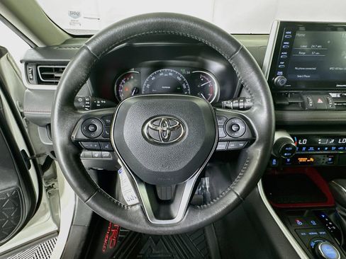 Used 2020 Toyota RAV4 TRD Off-Road w/ TRD Off-Road Weather Package AWD/4WD image 15