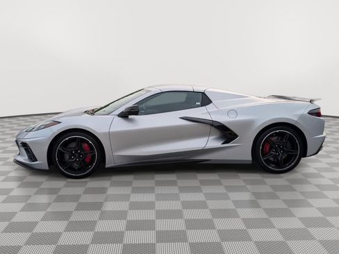 Used 2020 Chevrolet Corvette Stingray Preferred Conv w/ 2LT Preferred Equipment Group RWD image 2