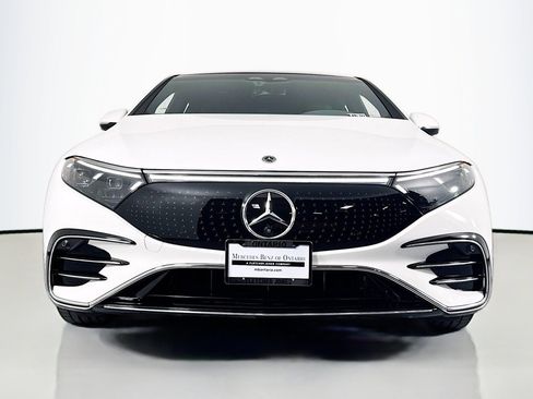 Certified 2023 Mercedes-Benz EQS 580 4MATIC Sedan image 2