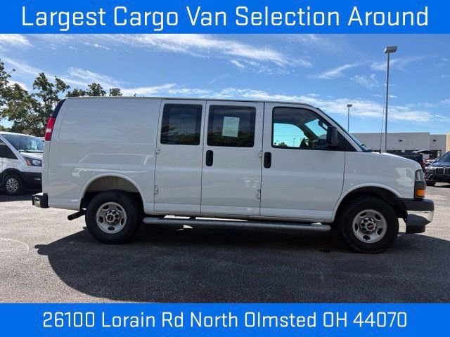 Used 2025 GMC Savana 2500 w/ Driver Convenience Package RWD image 9