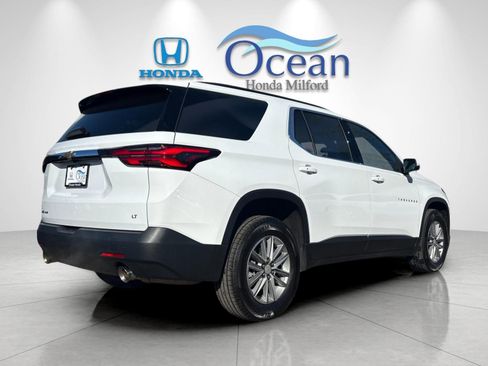 Used 2023 Chevrolet Traverse LT image 5