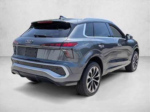 Used 2026 Audi Q3 quattro 2.0T AWD/4WD image 5