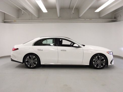 Certified 2024 Mercedes-Benz E 350 4MATIC Sedan image 5