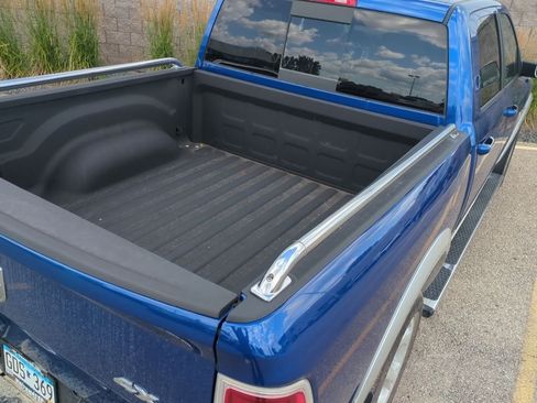 Used 2014 RAM 1500 Laramie w/ Convenience Group AWD/4WD image 10