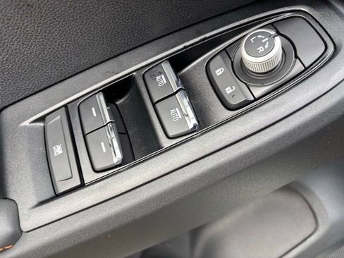 New 2026 Subaru Crosstrek 2.5i Limited image 7