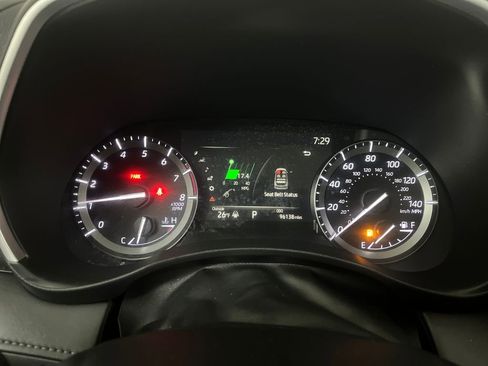 Used 2020 Toyota Highlander XLE image 66