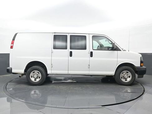Used 2020 Chevrolet Express 2500 w/ Driver Convenience Package image 2