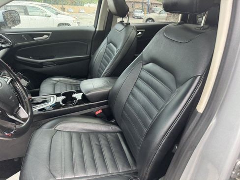 Used 2015 Ford Edge SEL w/ Equipment Group 201A AWD/4WD image 9