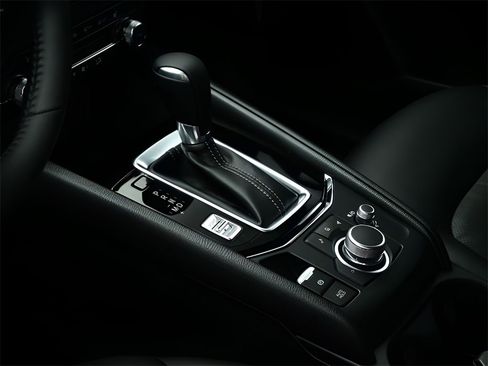 New 2025 MAZDA CX-5 AWD 2.5 S w/ Select Package image 4