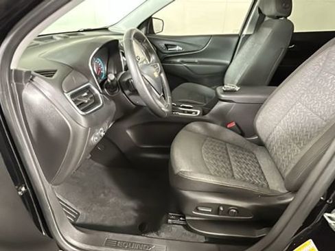 Used 2023 Chevrolet Equinox LT AWD/4WD image 12