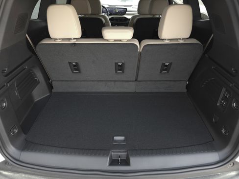 New 2026 Buick Enclave Preferred w/ Power Package FWD image 38