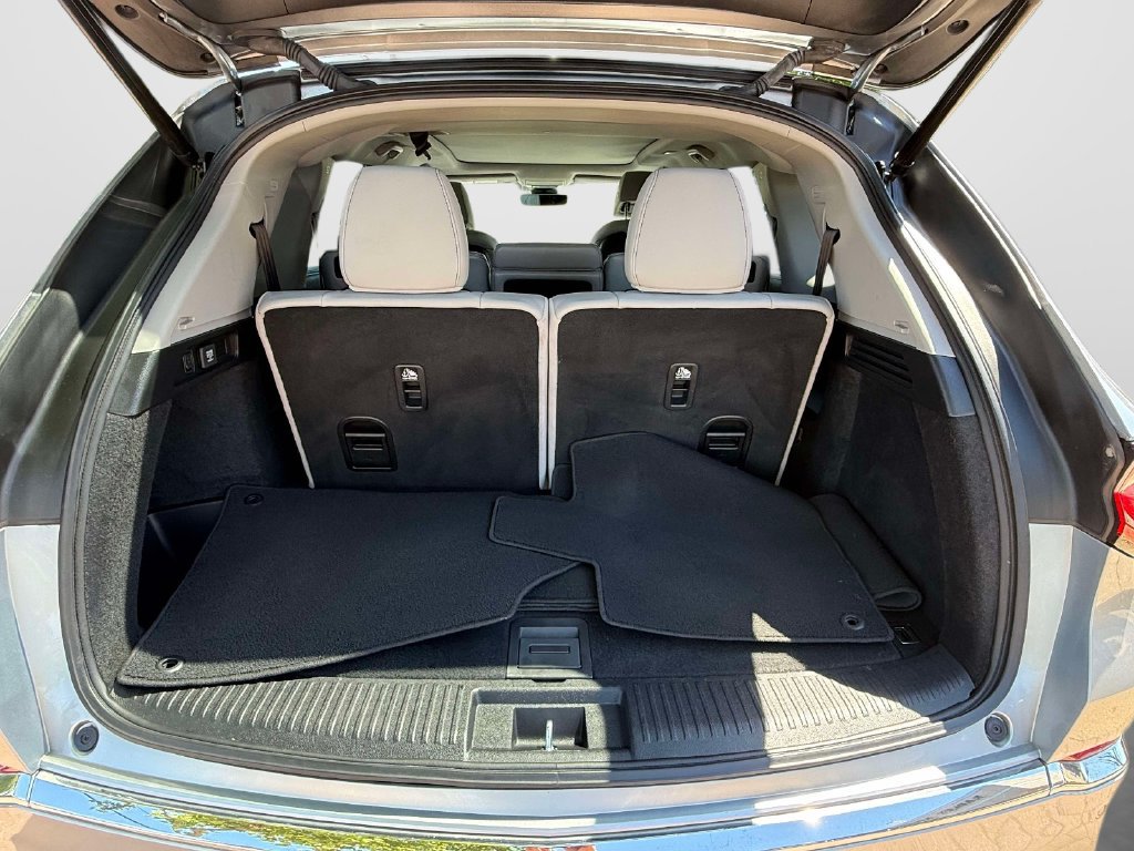 Certified 2023 Acura MDX w/ Technology Package AWD/4WD image 9