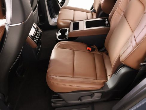 New 2026 Lincoln Aviator Reserve w/ Luxury Package image 12