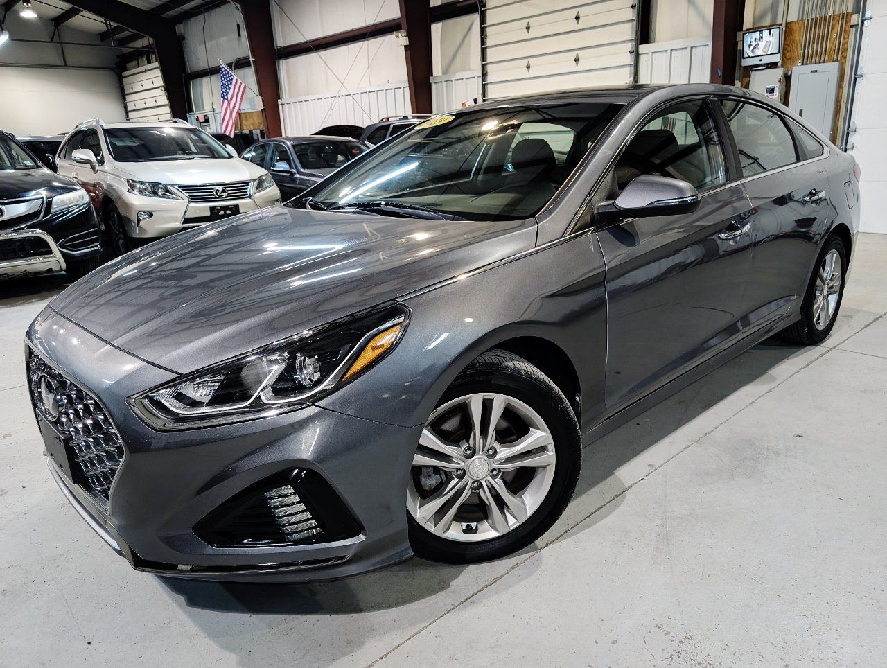 Used 2019 Hyundai Sonata SEL FWD image 1