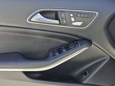 Used 2019 Mercedes-Benz GLA 250 image 22