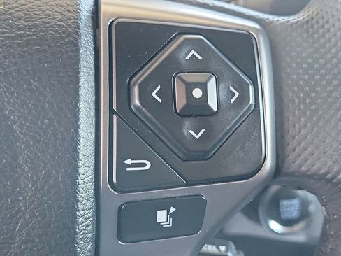 Used 2023 Toyota Tacoma SR5 RWD image 9