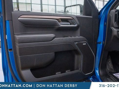 Used 2023 Chevrolet Silverado 1500 RST AWD/4WD image 14