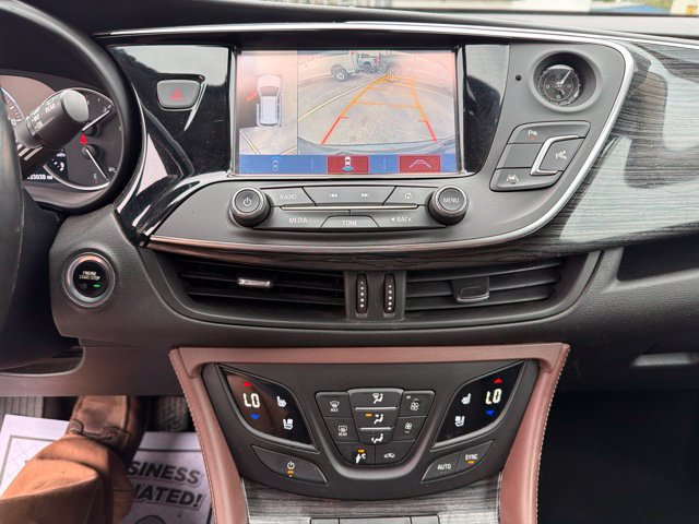 Used 2017 Buick Envision Premium w/ Driver Confidence Package AWD/4WD image 18