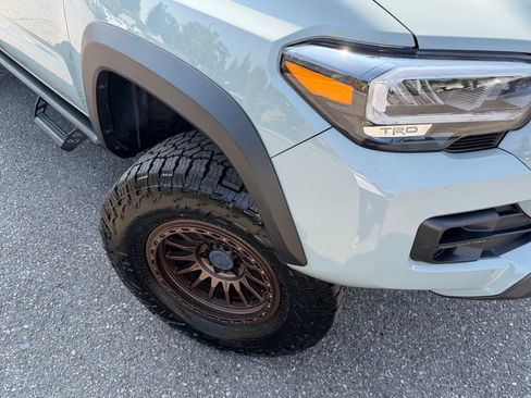 Used 2021 Toyota Tacoma TRD Pro AWD/4WD image 2