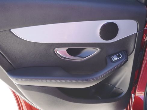 Used 2020 Mercedes-Benz C 300 Sedan image 17