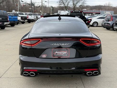 Used 2019 Kia Stinger GT2 image 18