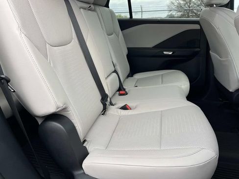 Certified 2025 Lexus TX 350 350 w/ Accessory Package (2T) image 27