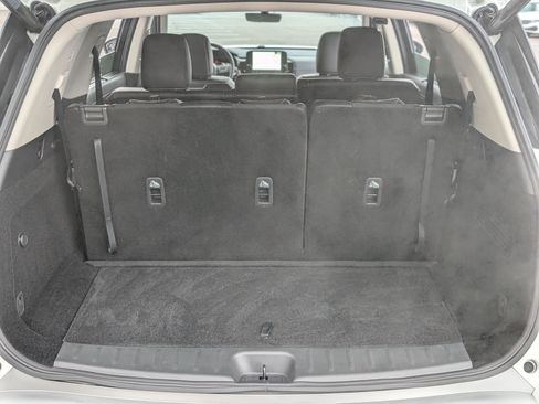 Used 2024 Nissan Pathfinder SL image 19