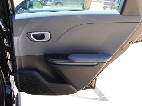 Used 2025 Kia K4 FWD image 35