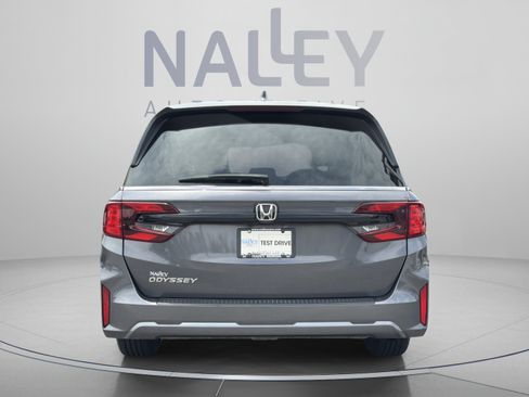Used 2025 Honda Odyssey EX-L image 4