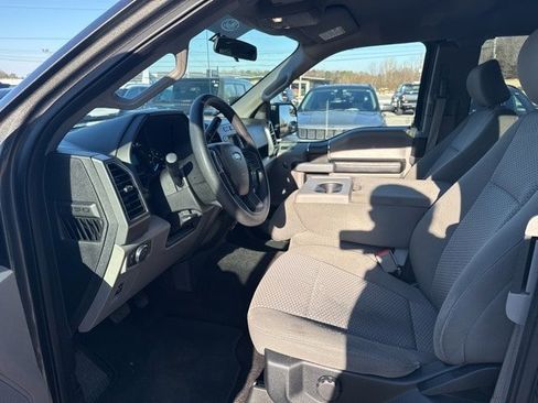 Used 2018 Ford F150 XLT image 15