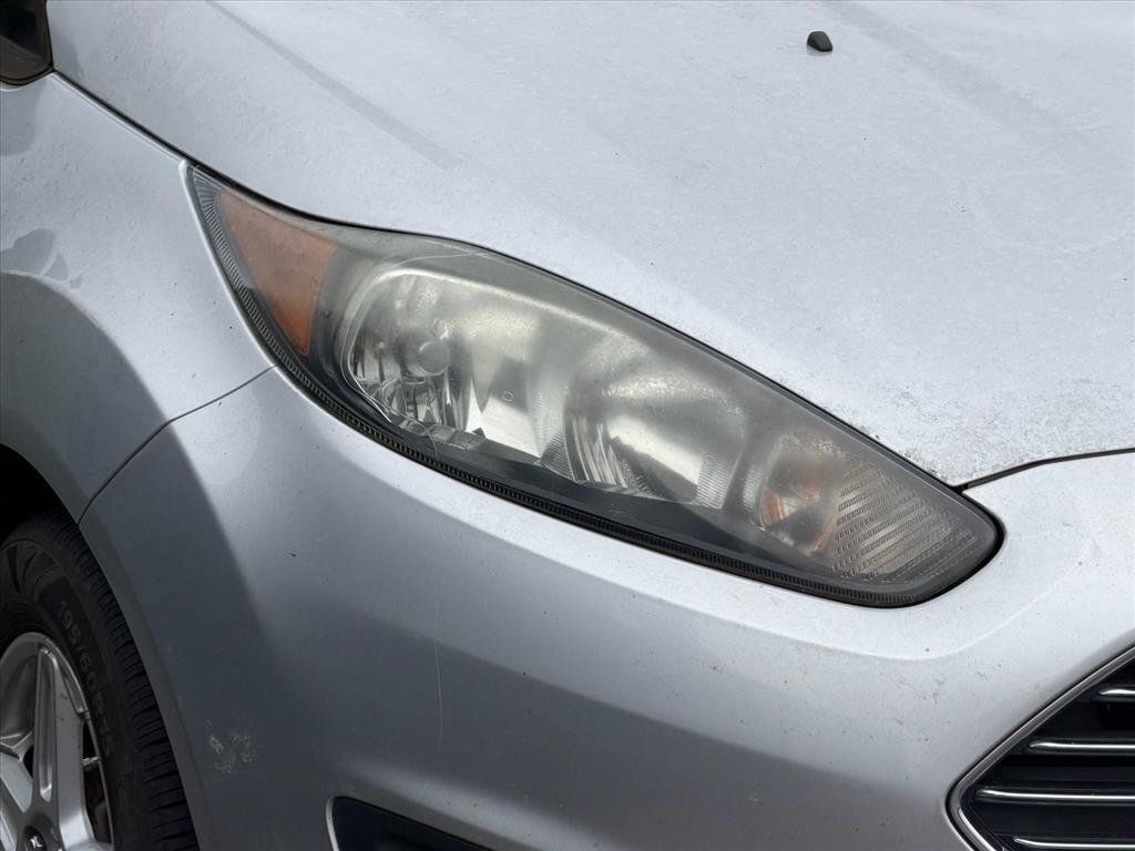 Used 2017 Ford Fiesta SE w/ Cold Weather Package FWD image 15