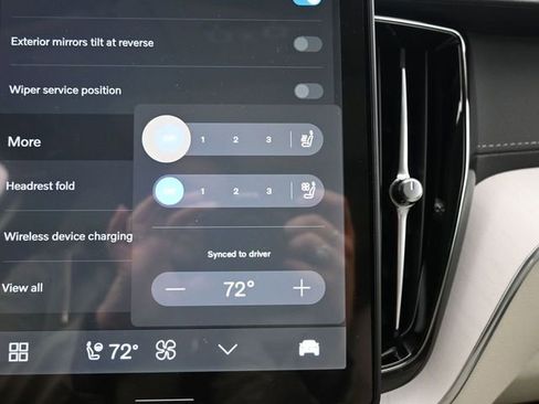 New 2026 Volvo XC60 B5 Ultra w/ Protection Package Premier image 27