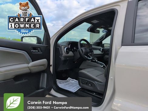 Used 2026 Chevrolet Colorado ZR2 w/ Technology Package AWD/4WD image 9